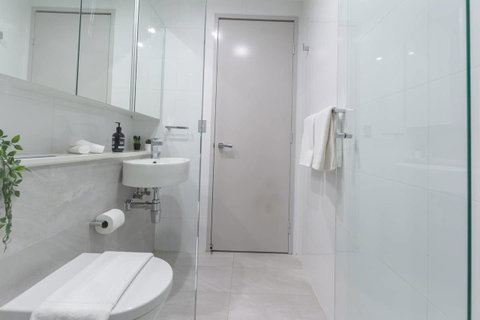 Inner City Stylish Apt Walk To Green Square - New Castle Holiday 2