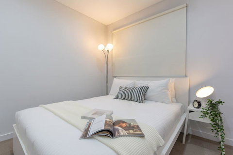 Inner City Stylish Apt Walk To Green Square - New Castle Holiday 18