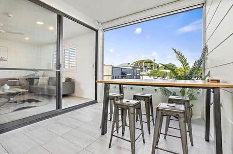 Rockpool 2 Sawtell Beach - Just Steps To Restaurants And 2 Min Stroll To Beach! - New Castle Holiday 5