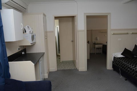 Ben Chifley Motor Inn - New Castle Holiday 21