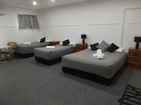 Ben Chifley Motor Inn - New Castle Holiday 1