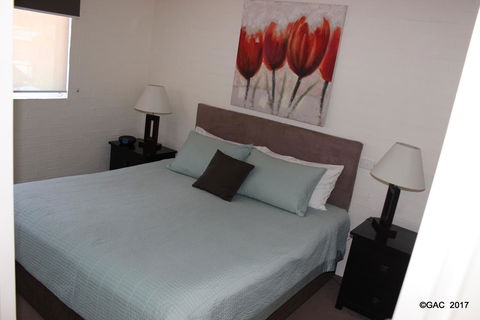 Mollymook Cove Apartments - New Castle Holiday 25