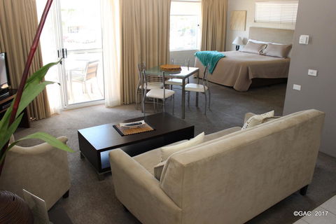 Mollymook Cove Apartments - New Castle Holiday 19