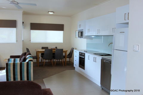 Mollymook Cove Apartments - New Castle Holiday 15