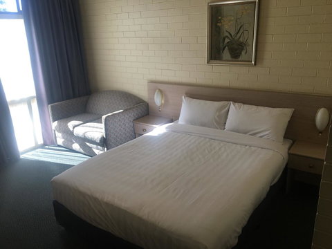 Junee Motor Inn - New Castle Holiday 14