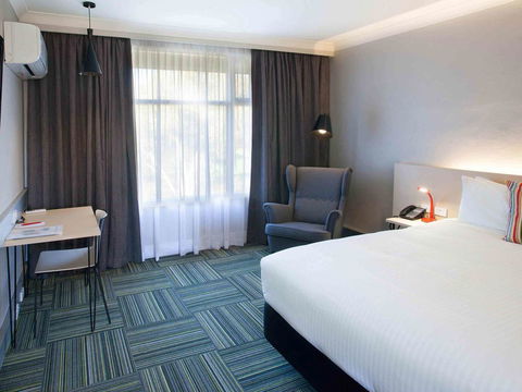 Ibis Styles Tamworth - New Castle Holiday 39