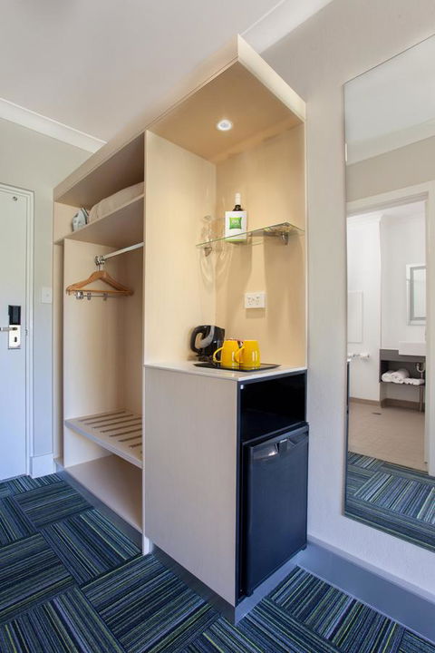 Ibis Styles Tamworth - New Castle Holiday 19