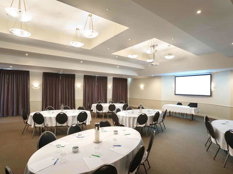 Ibis Styles Tamworth - New Castle Holiday 44