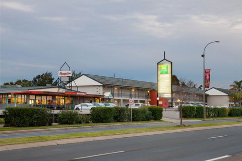 Ibis Styles Tamworth - New Castle Holiday 9
