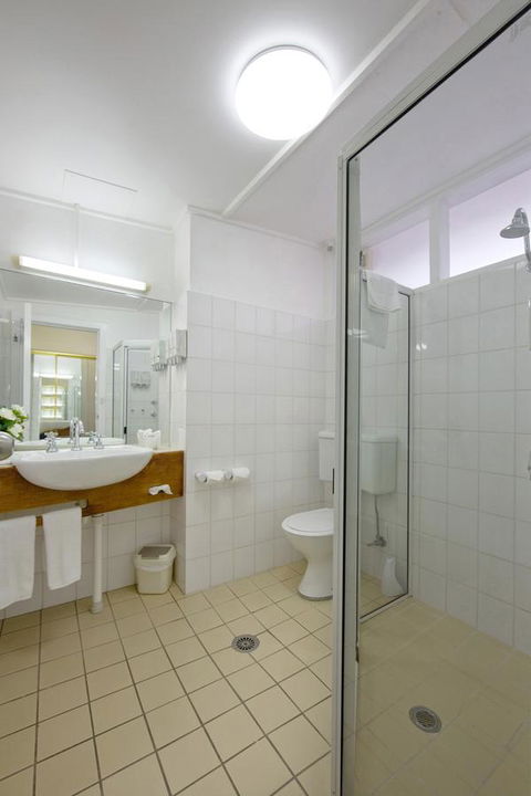 Ibis Styles Tamworth - New Castle Holiday 24