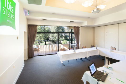 Ibis Styles Tamworth - New Castle Holiday 14
