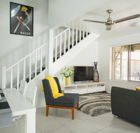 Byron Central Apartments - New Castle Holiday