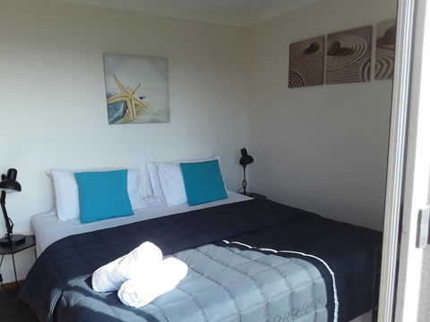 Narooma Golfers Lodge - New Castle Holiday 23