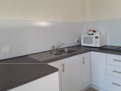 Narooma Golfers Lodge - New Castle Holiday 4