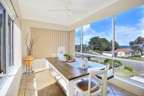 The Rotunda, Gerroa - New Castle Holiday 15