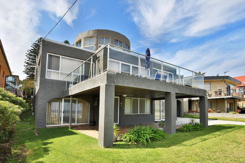 The Rotunda, Gerroa - New Castle Holiday 29