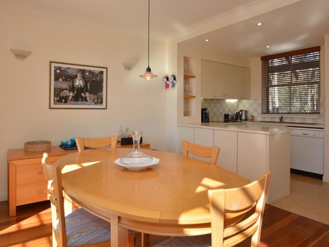 Villa 2br Prosecco Villa Located Within Cypress Lakes Resort - New Castle Holiday 7