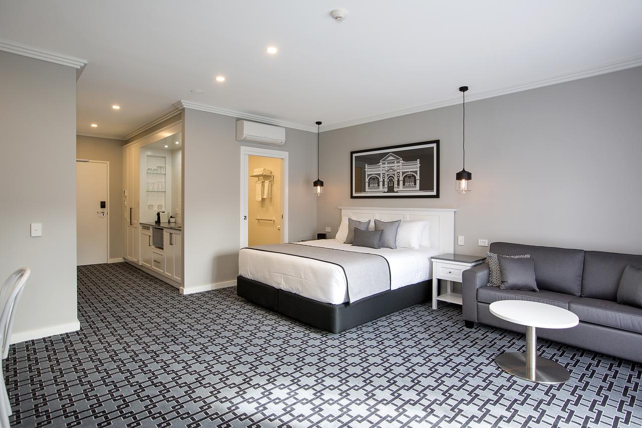 Tamworth NSW New Castle Holiday