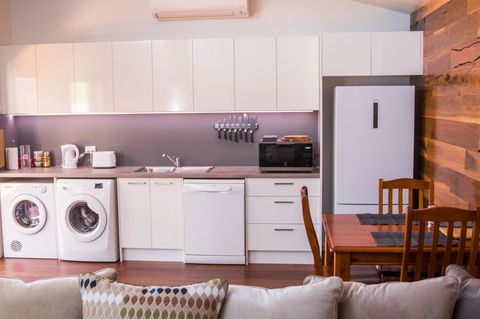 Mudgee Apartments On Horatio Street - New Castle Holiday 3