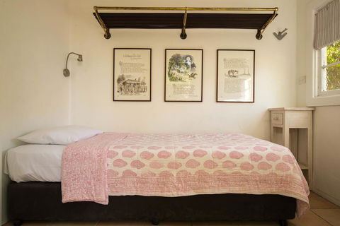 Bondi Beach House - New Castle Holiday 26