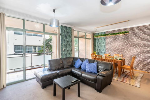 Apartments In Pyrmont - New Castle Holiday 18