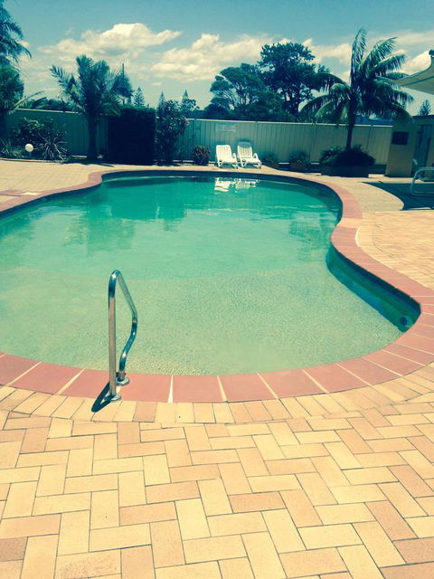 Oxley Cove Holiday Apartment - New Castle Holiday 3