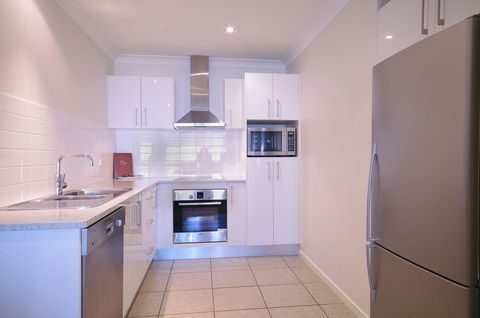 Macquarie Waters Boutique Apartment Hotel - New Castle Holiday 19