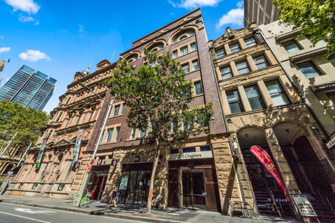 YEHS Hotel Sydney QVB - New Castle Holiday 1