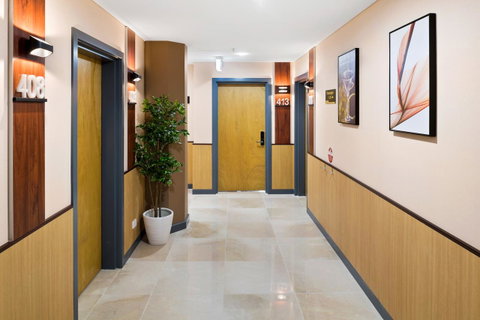 YEHS Hotel Sydney QVB - New Castle Holiday 42