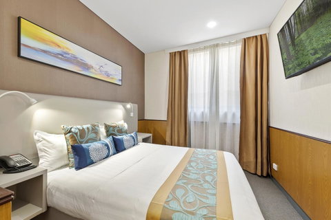 YEHS Hotel Sydney QVB - New Castle Holiday 20