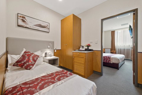 YEHS Hotel Sydney QVB - New Castle Holiday 39