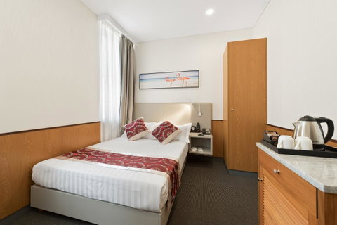 YEHS Hotel Sydney QVB - New Castle Holiday 35