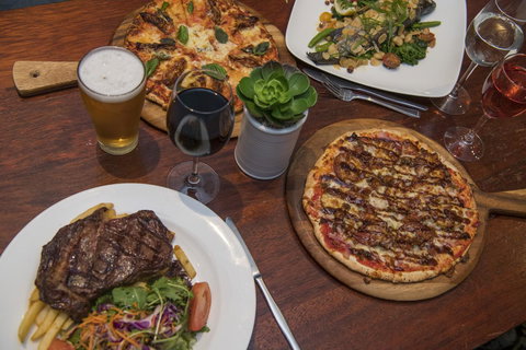 Banjo Paterson Inn - New Castle Holiday 36