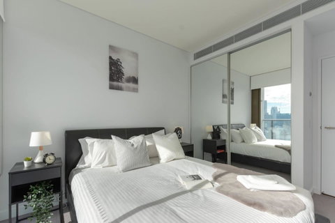 High Rise Apt In Heart Of Sydney Wt Harbour View - New Castle Holiday 7