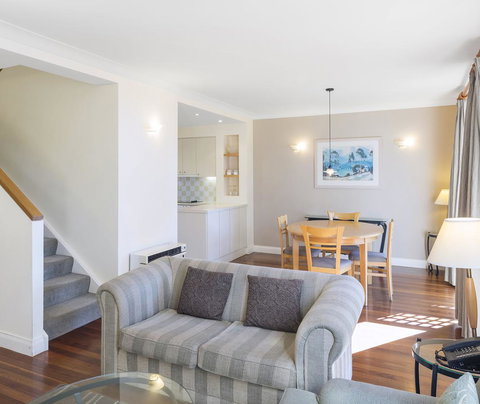 Oaks Cypress Lakes Resort - New Castle Holiday 44