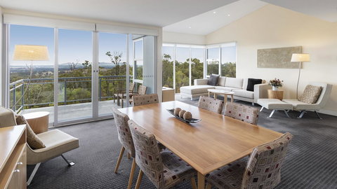 Oaks Cypress Lakes Resort - New Castle Holiday 4