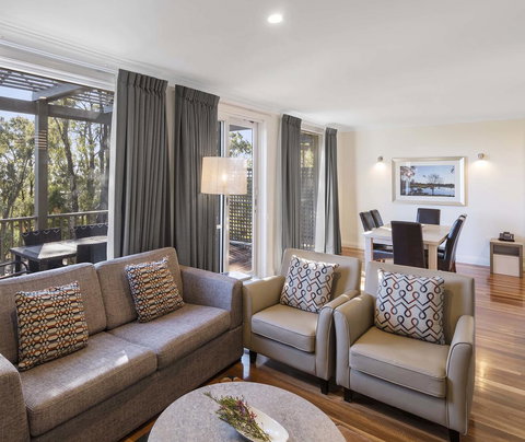 Oaks Cypress Lakes Resort - New Castle Holiday 33