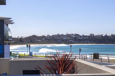 Beachfront 2 - New Castle Holiday 6