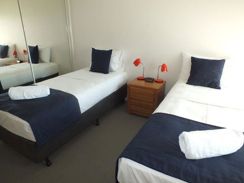 Pacific Marina Apartments - New Castle Holiday 35