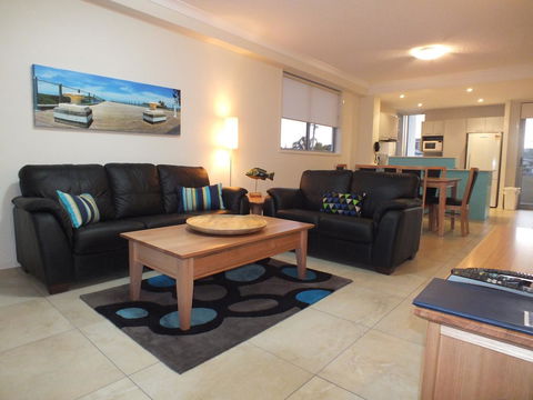 Pacific Marina Apartments - New Castle Holiday 1