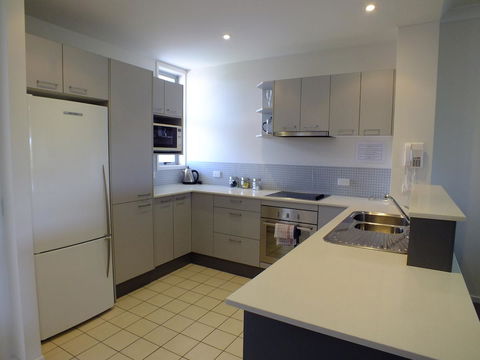 Pacific Marina Apartments - New Castle Holiday 9