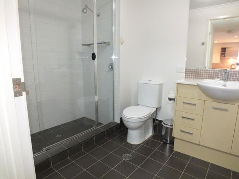 Pacific Marina Apartments - New Castle Holiday 12