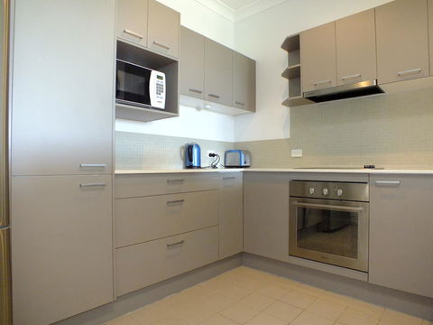 Pacific Marina Apartments - New Castle Holiday 13