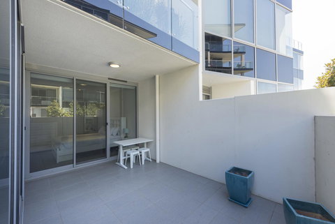 Lakefront 116 Kingston ACT - New Castle Holiday 3