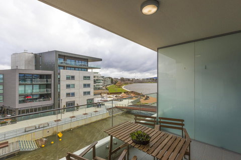 Lakefront 116 Kingston ACT - New Castle Holiday 9