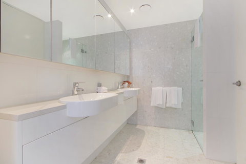 Lakefront 116 Kingston ACT - New Castle Holiday 18