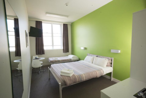 YHA Sydney Harbour - New Castle Holiday 2