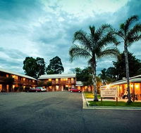 Bega Downs Motor Inn - New Castle Holiday
