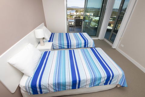 Sails Apartments - New Castle Holiday 10