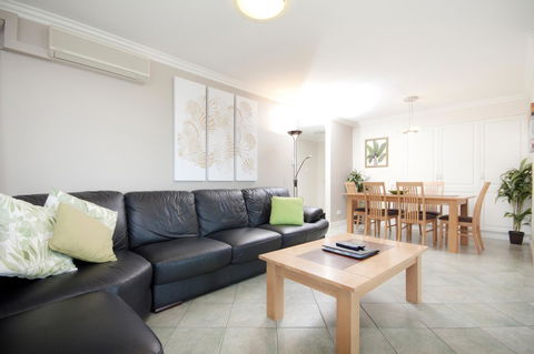 Sails Apartments - New Castle Holiday 19